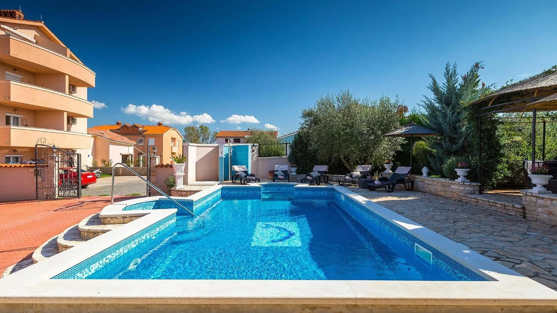 Nice Apartment In Stinjan With Wifi